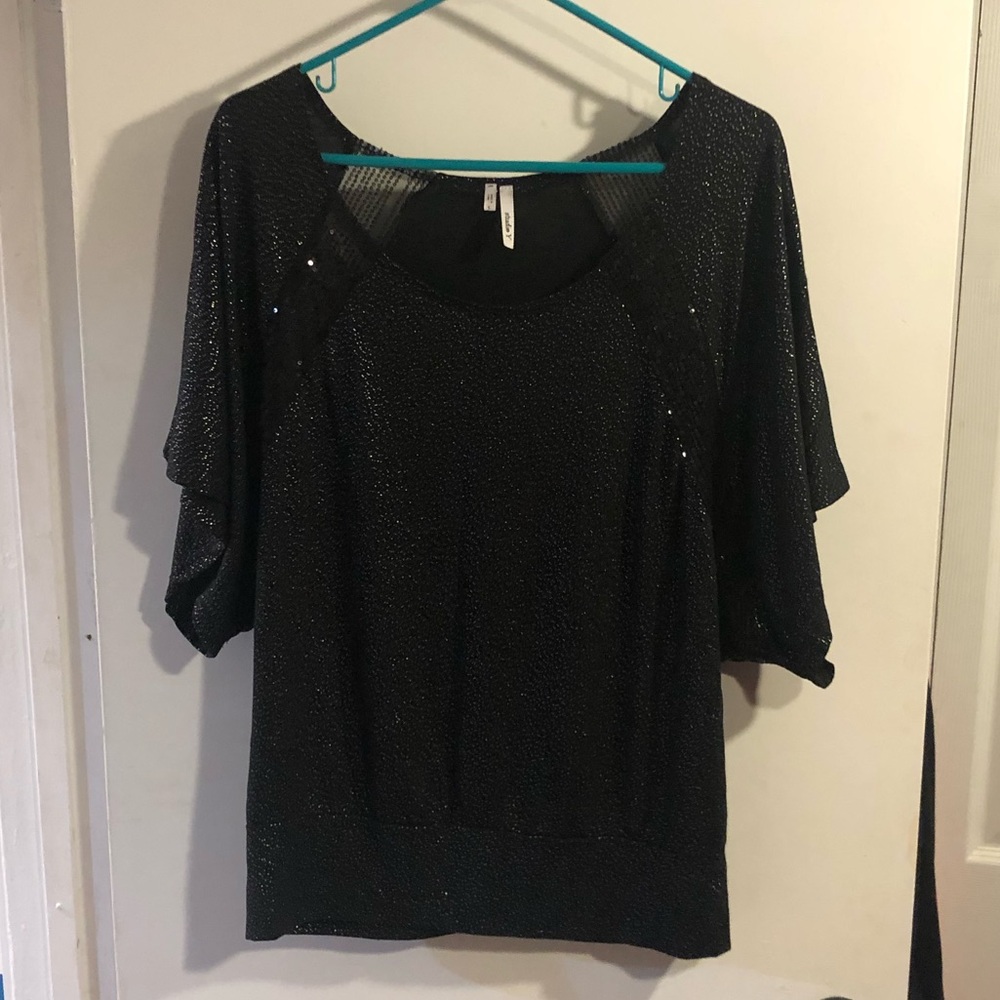 Sparkly black batwing top, size L